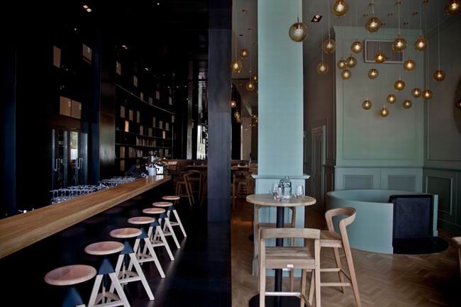 ���_��˹ZONAWineBarandRestaurant