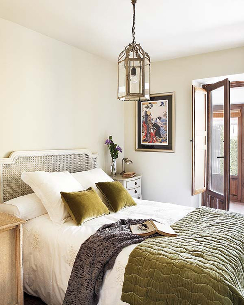 白紅搭配西班牙家庭式酒店