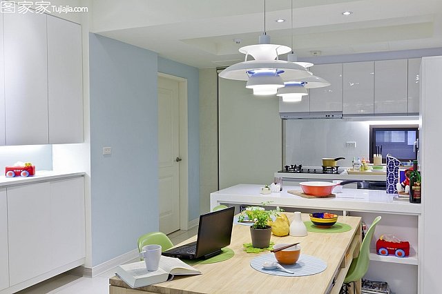 ��ˬ����ͨ͸�ɾӺ��s�F�����b