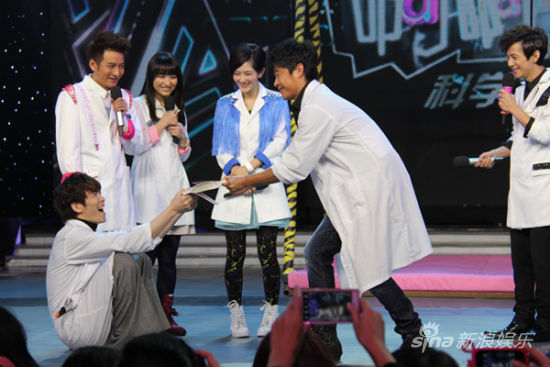 �˼�ɡ�С���y�B�����̰֠����Α��_��