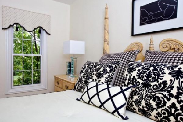 ����֮ɫϵ���������غڰ��P��(1)