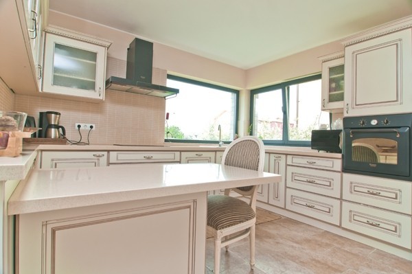 �_�R�၆��@�L��С����סլ