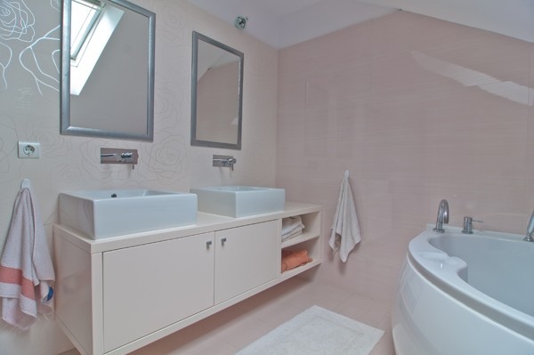 �_�R�၆��@�L��С����סլ