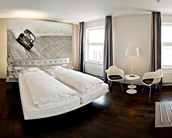 ��V8��܇�ۺ������}�Ƶ�