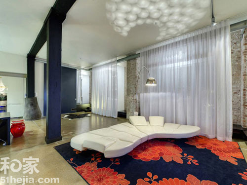 ��LOFT�@�G�����ú��s������������