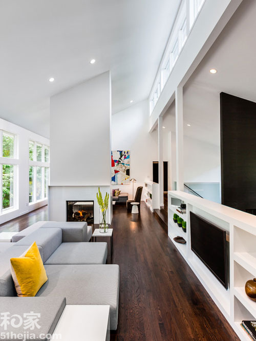 һ�֞�������OӋ�Ɏ�æ