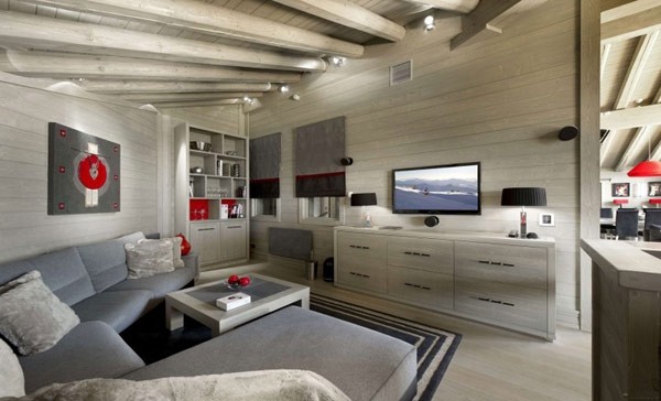 ���ٰ�����˹��K2ľ�ݾƵ�