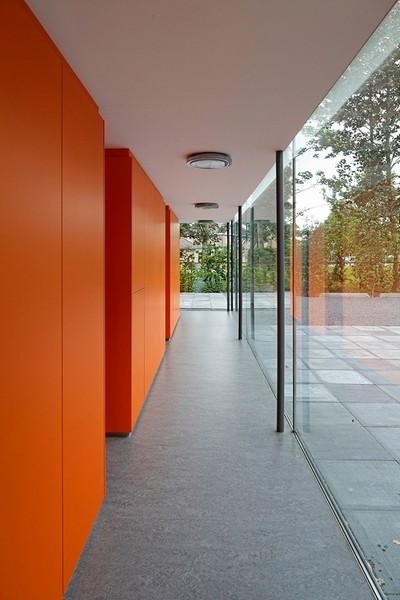 ���m���������\�������OӋ