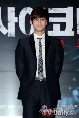 �𷶽�����������Ƭ���x���g��ԇӳ