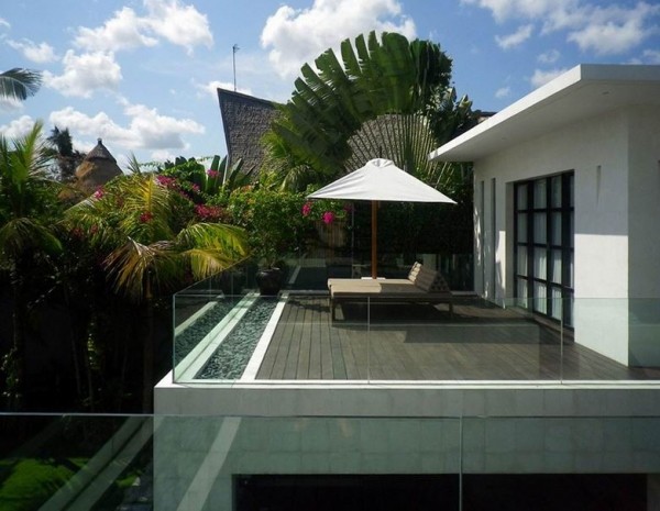 ����uHannah�e�������еĚ��|