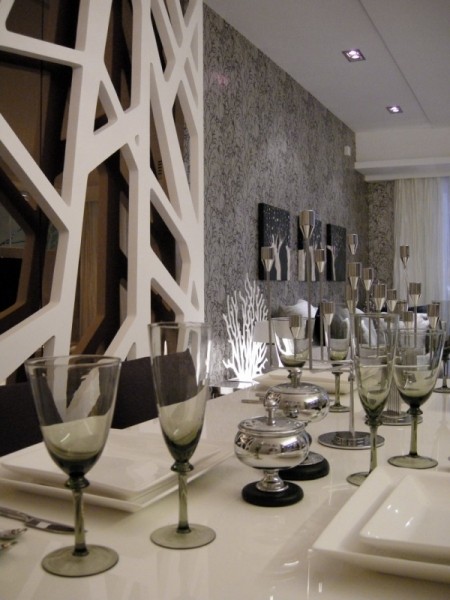 �ڰ׻�110ƽ�F�����s�L�Ҿ��OӋ