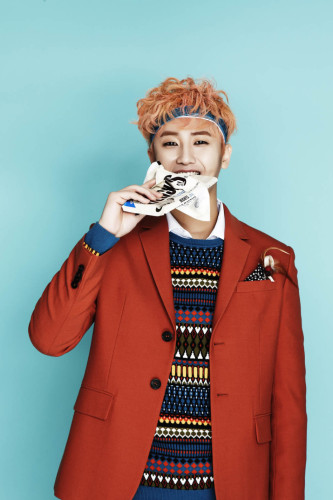 SS501許永生新碟宣傳照金發(fā)惹眼