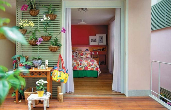 ɫ���A������������L��Ԣ