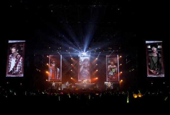 FTISLAND���������ڼ���������ף��