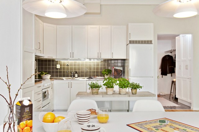 ����Ů�Ե�63ƽ���W��(ji��n)�s��Ԣ