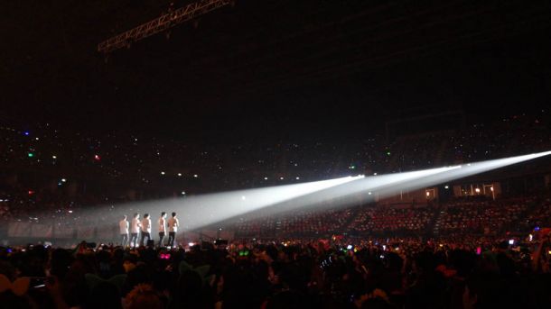 2PM�Y��̩���ݳ�������Ѳ�������xĻ