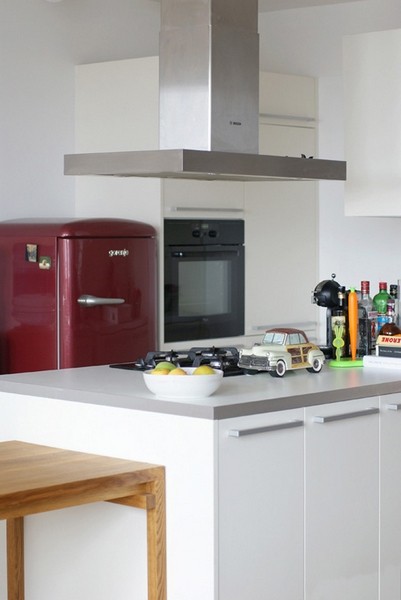 �R�^��׽���ҾӔzӰ��IvanaNiskota