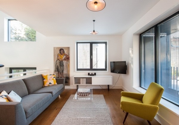 ���Wʽ�O(sh��)ӋӢ���l(xi��ng)�g�Խ�С��