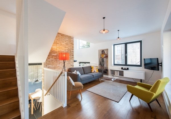 ���Wʽ�O(sh��)ӋӢ���l(xi��ng)�g�Խ�С��