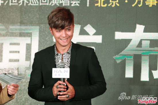 �_־�����������������y�r���ܓ��R