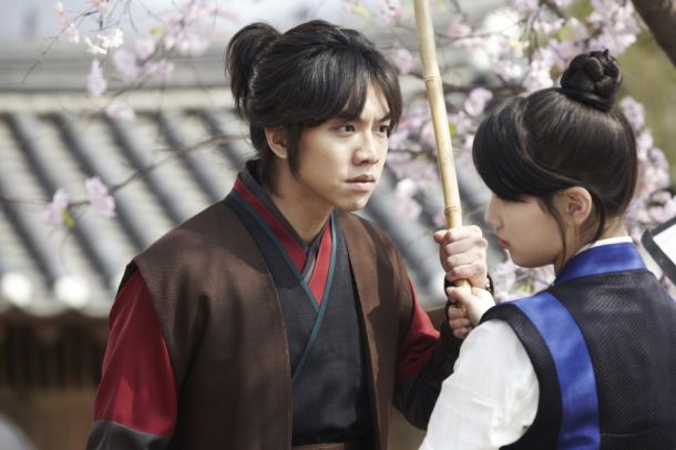 ���ż�֮���������������Ǵ���¶΢�����