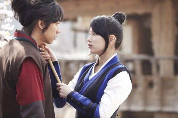 ���ż�֮���������������Ǵ���¶΢�����