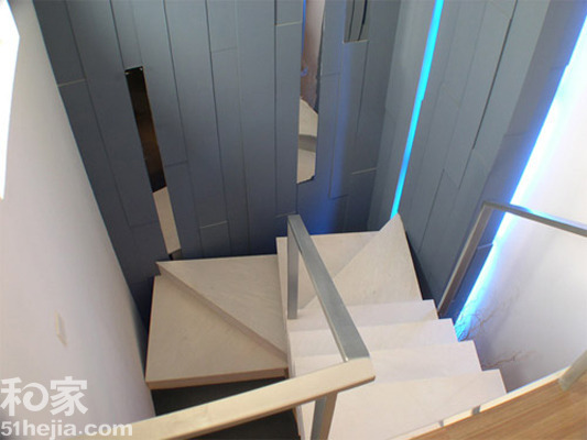 ��đ���������{�{����