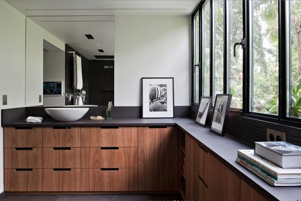 �������x�Ҿ��L�����ˇ�g��Ԣ