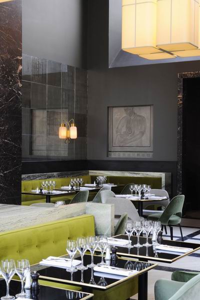 ����MonsieurBleu�͏d