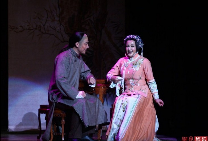 劉曉慶廣東上演《風華絕代》