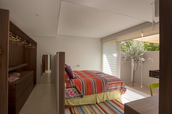 ī���縻���OӋ�е�סլ