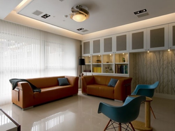 ɫ���c�����g����ͬ�ú��s��ܰ��