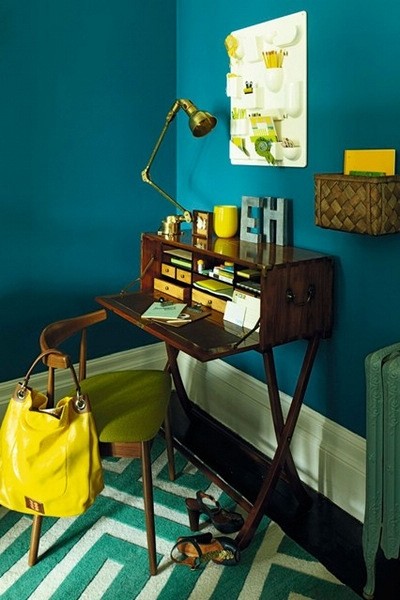 ɫ����ײ�S�{���}ɫ�ʼҾ�(3)