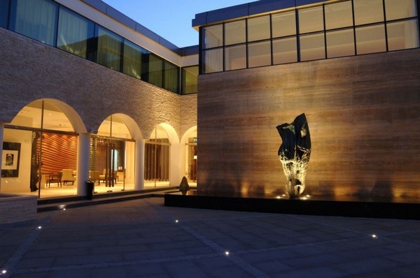 �ϰݵ����A�L��DesertPalm�ȼٴ�