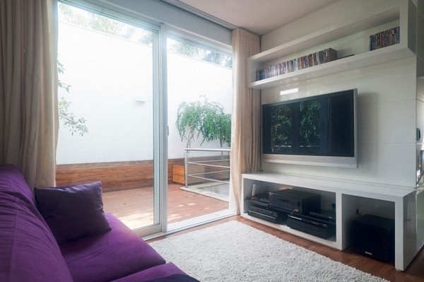 �e�ж���İ������Aסլ