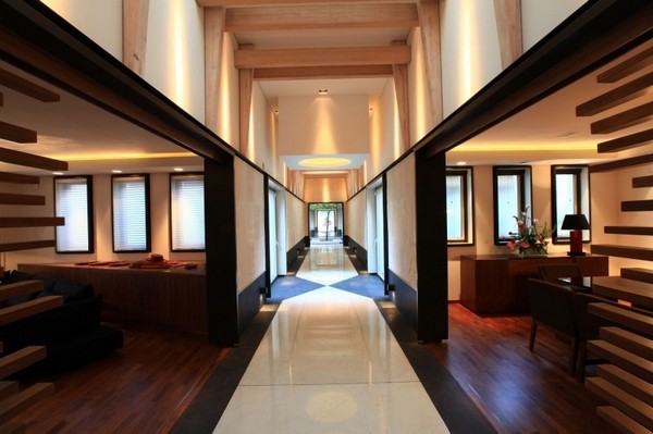 ���f�ںτ�(chu��ng)�µĸ��X��LC�e��