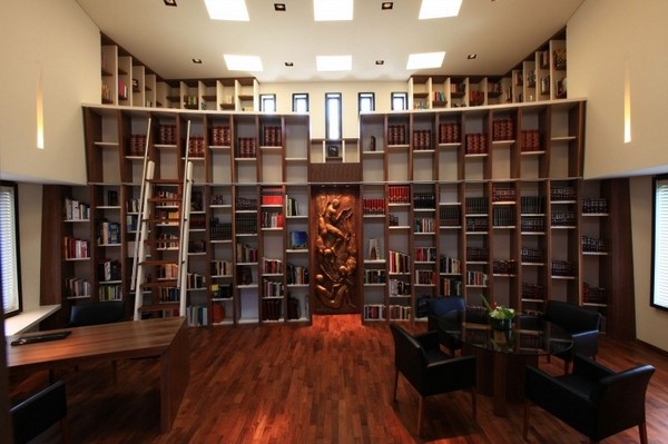 ���f�ںτ�(chu��ng)�µĸ��X(ju��)��LC�e��