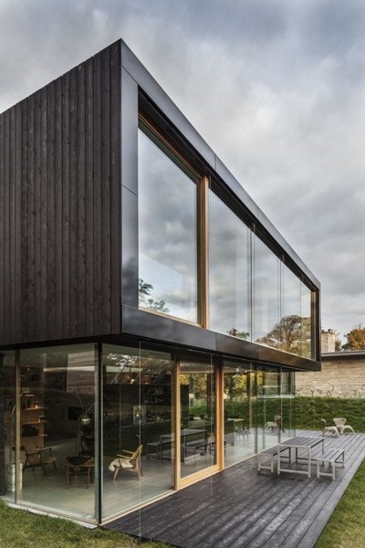 ����ɫ�{���m��ɽ�e��