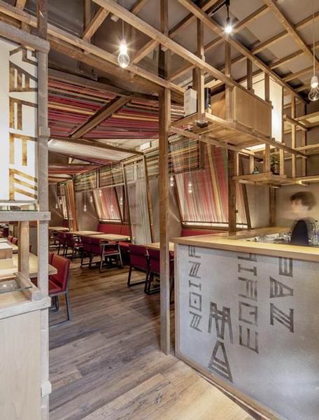 �����_��Pakta�͏d