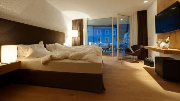 未來感意大利BressanonePupp酒店