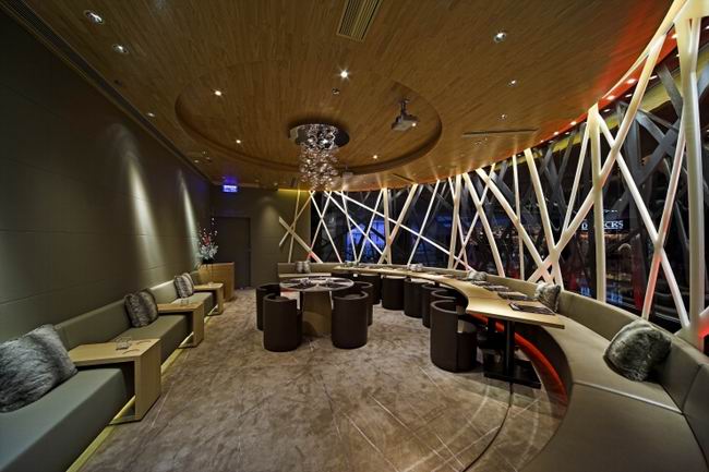 ���Lianifc�͏d