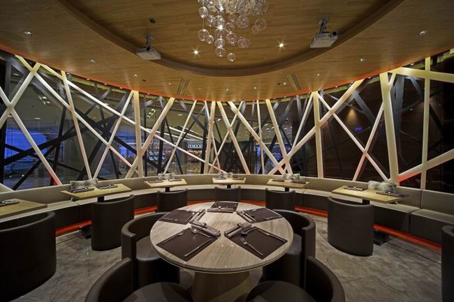 ���Lianifc�͏d