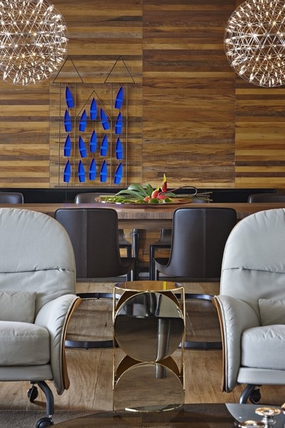 �����m��Ҋ�r�У���������LA��Ԣ