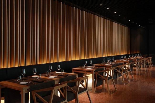 ���_�؁�Lone�Ƶ�