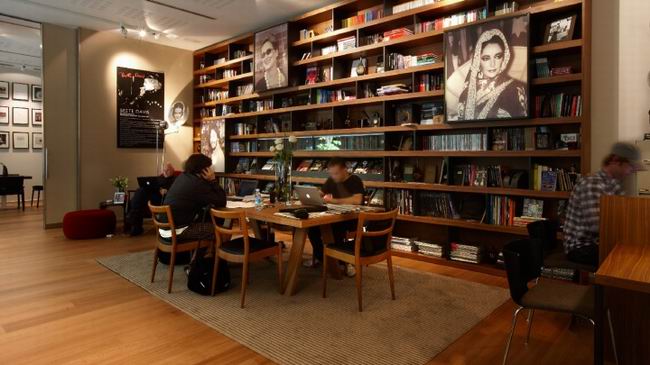 ������Astoria7�Ƶ�