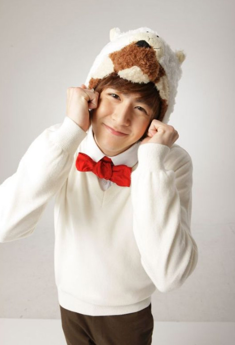 2PM�ɆTNichkhun����ӭ��25�q