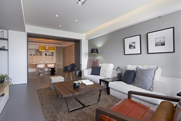 ��Ȼ�������W�L�_��סլ