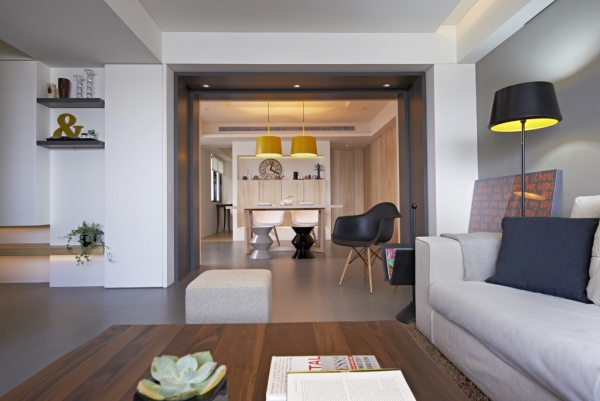 ��Ȼ�������W�L�_��סլ