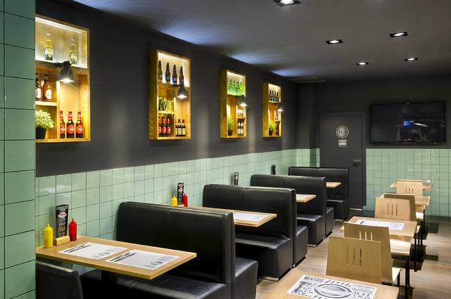 �����_��FRANKFURTSTATION�͏d