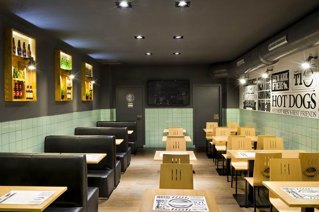 �����_��FRANKFURTSTATION�͏d